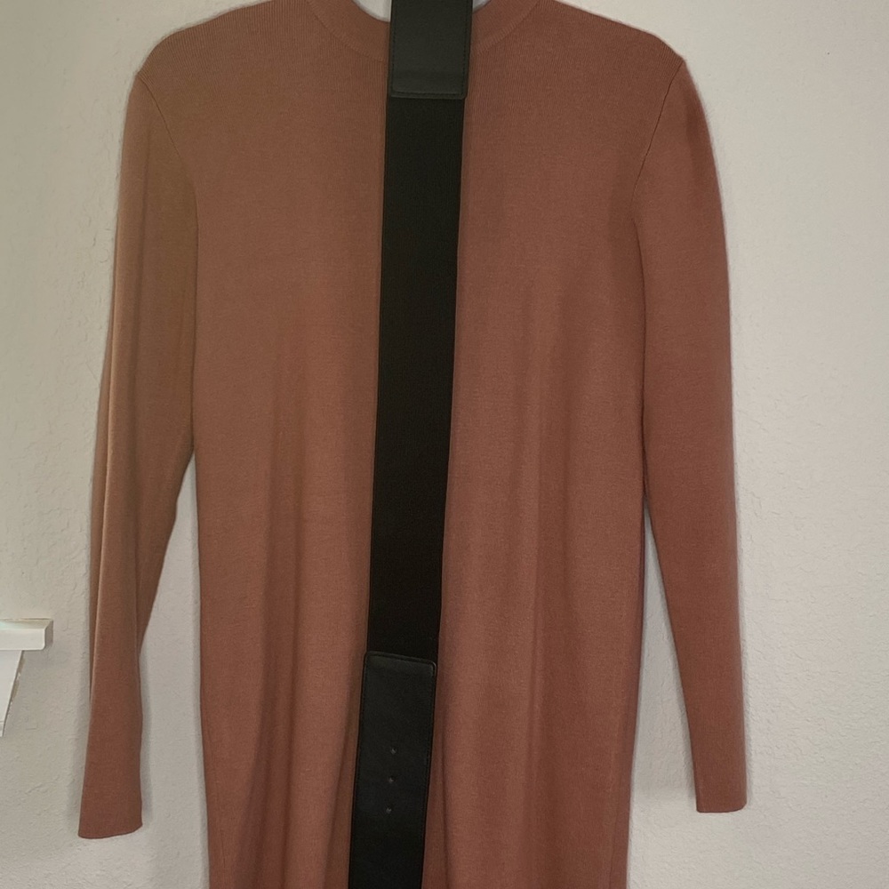 Long sleeve sweater dress with belt